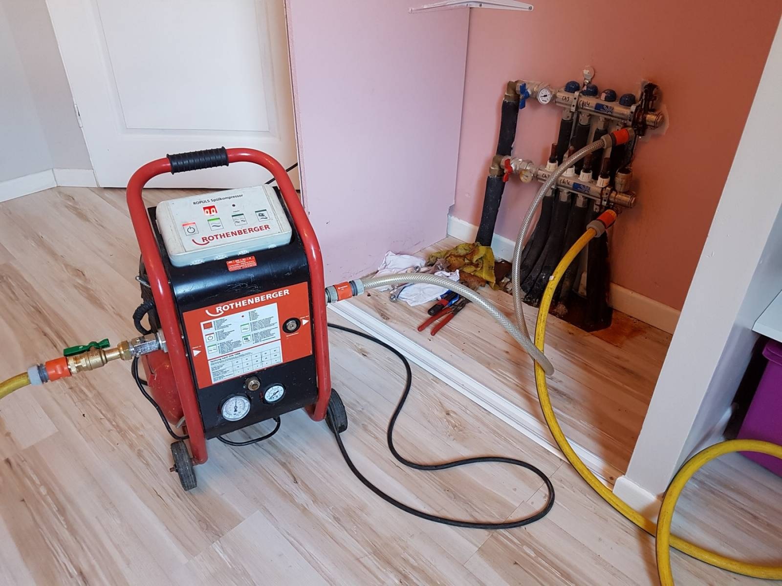 Yenişehir Vaillant Hermetik Şofben Servisi Petek Temizliği